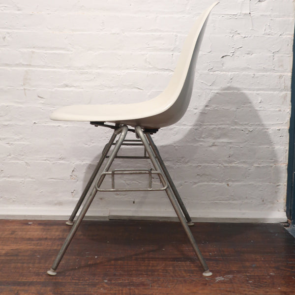 White Eames Stacking Chair for Herman Miller