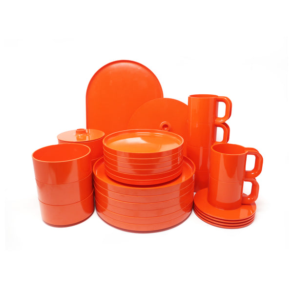 Orange Massimo Vignelli for Heller Dinnerware - Set of 31 Pieces