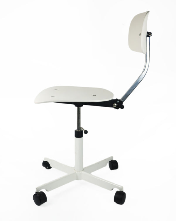 White Kevi Desk Chair by Jorgen Rasmussen for Engelbrechts